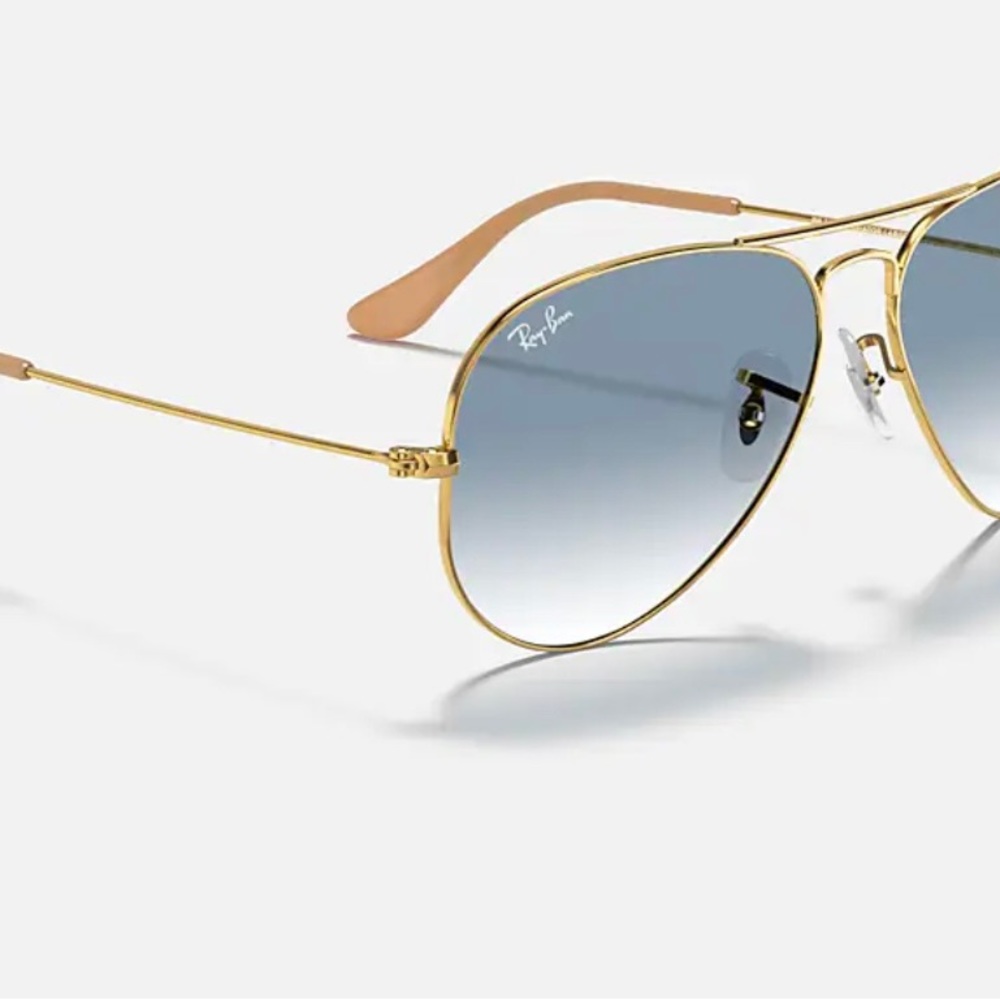 Ray-ban aviators color: gradient blue lenses, polished gold frame